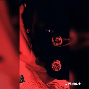 Meet your Posher, Aldeano